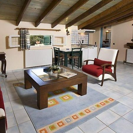 Yannis Servos Barbati Apartments Kültér fotó